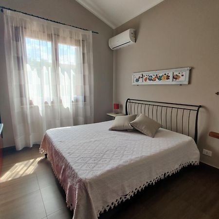 Villa Castiglione กุสโตนาชี ภายนอก รูปภาพ